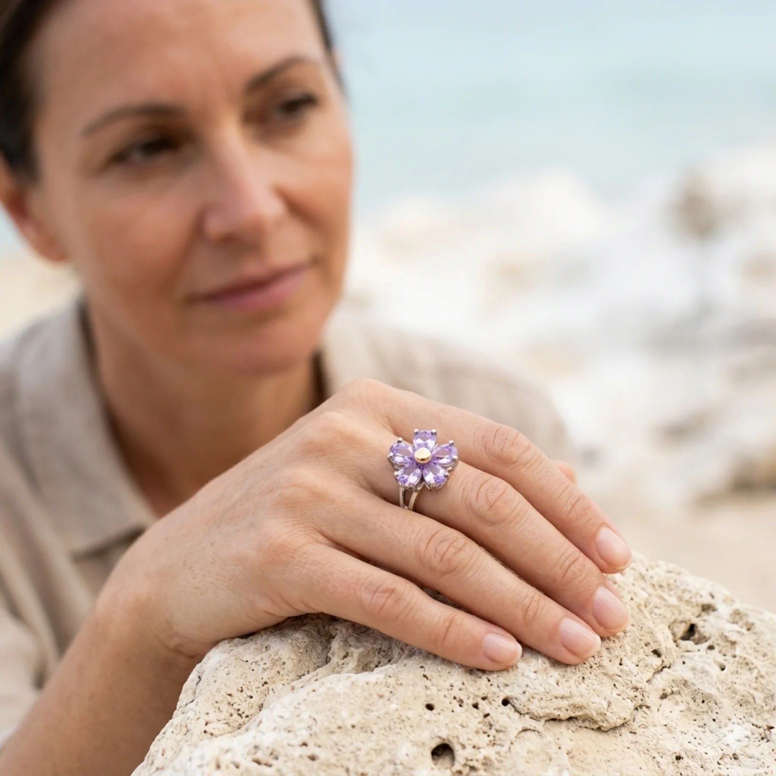 Anillo Flor Lila de Plata 925 con Piedra violeta
